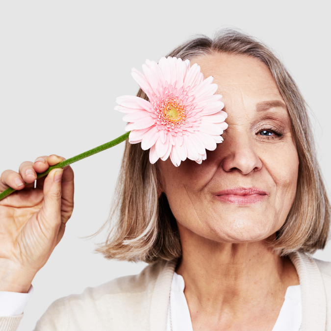 Menopauza – objawy, diagnostyka i badania hormonalne kobiet